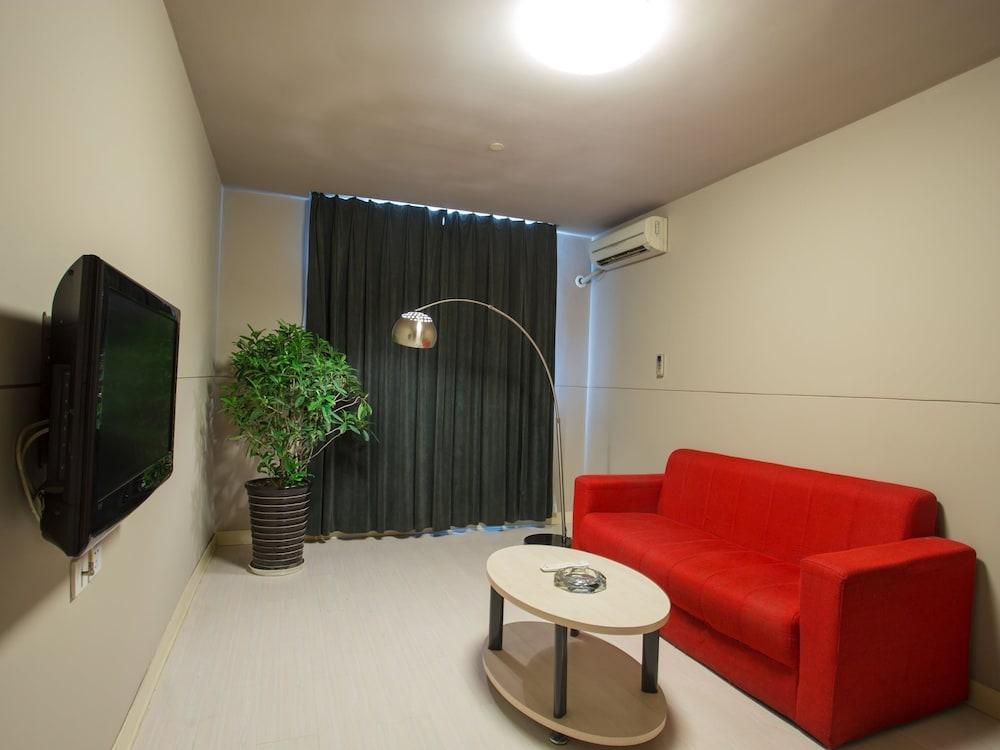 Jingjiang Inn Jinan Quancheng Road Екстер'єр фото